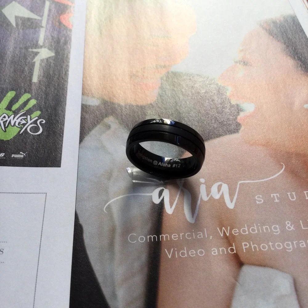 HAWAIIAN 🌺 Black Tungsten ring,Comfort-fit.